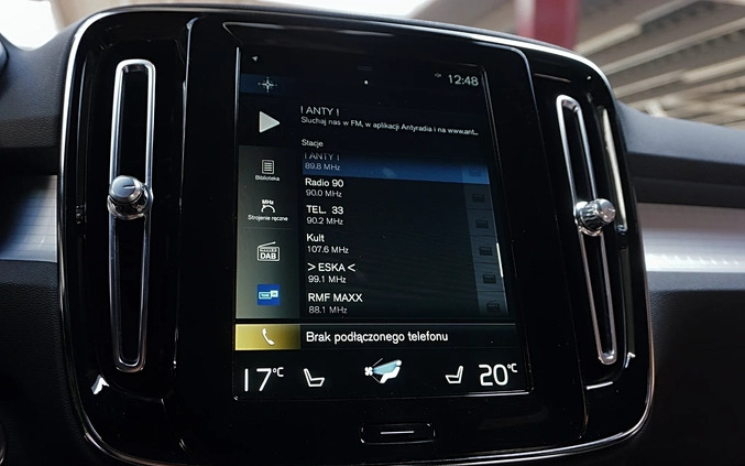 Volvo XC 40 cena 124900 przebieg: 63000, rok produkcji 2020 z Golub-Dobrzyń małe 667